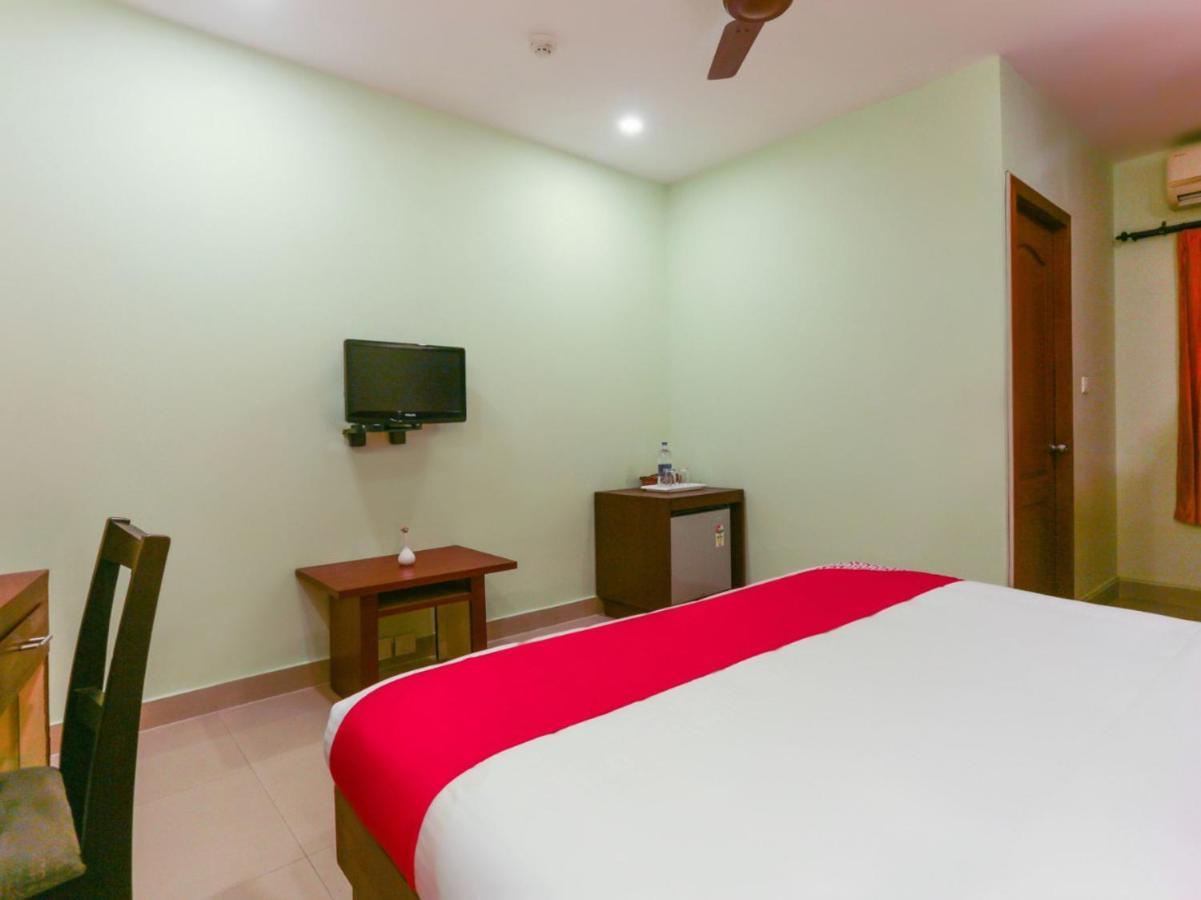 Hotel Newcastle Wadakkanchery Exterior foto